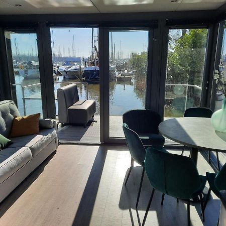 Hotel Waterfront Houseboat Near The Centre Monnickendam Esterno foto